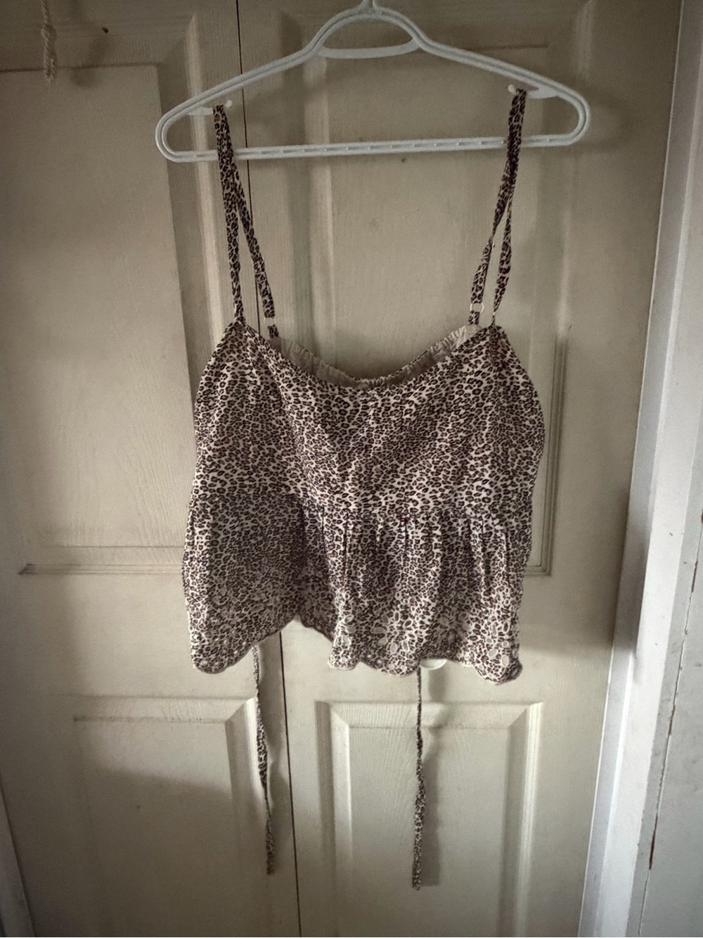 American Eagle 🦅 Leopard Print Spaghetti Strap Camisole in Cream and Brown
